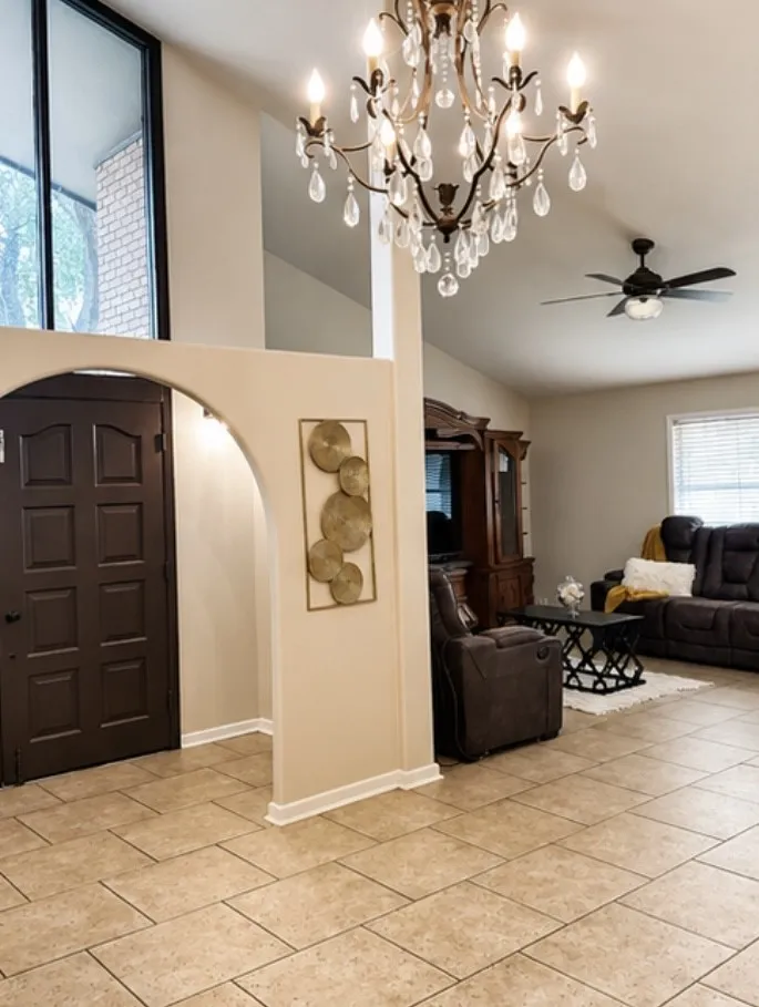 1519 Delwood Alice, TX 78332