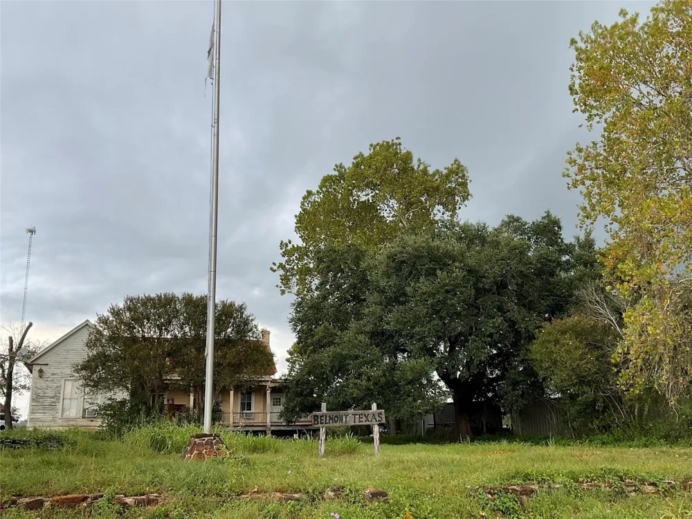 14394 Us Highway 90a W Gonzales, TX 78629