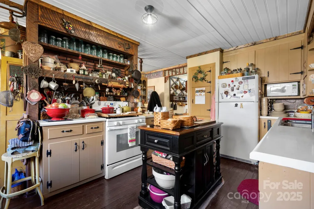 901 Union Street Maiden, NC 28650