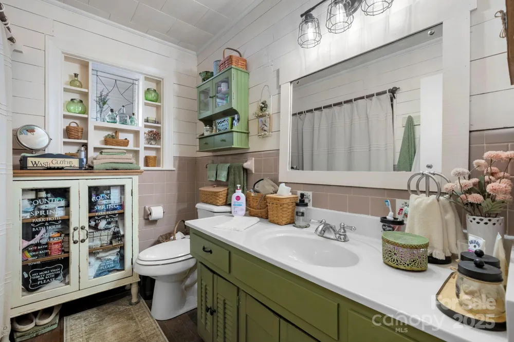 901 Union Street Maiden, NC 28650