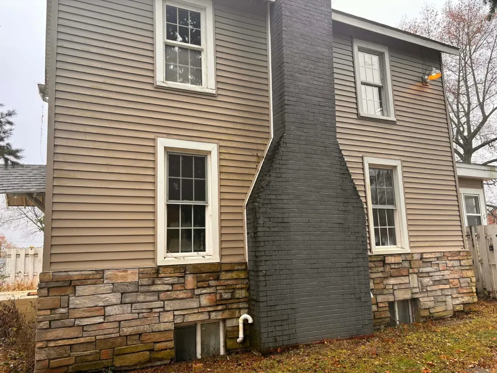 2106 Forest Drive Portage, MI 49002