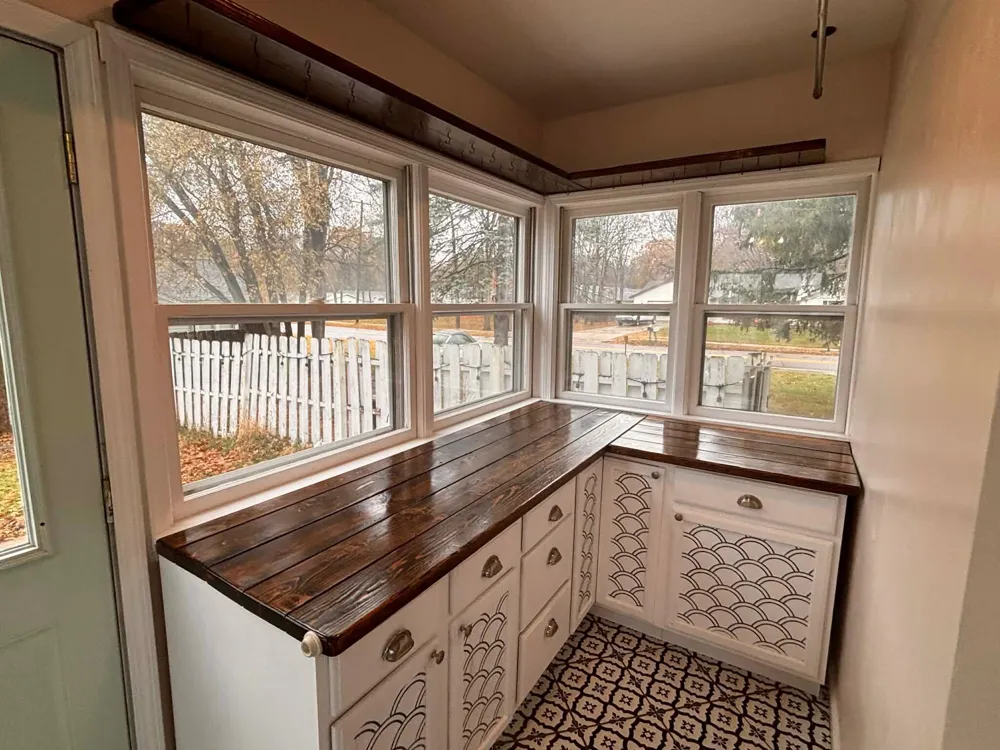 2106 Forest Drive Portage, MI 49002