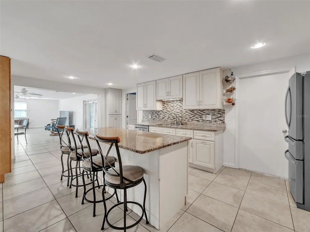 3509 KING GEORGE LANE Seffner, FL 33584