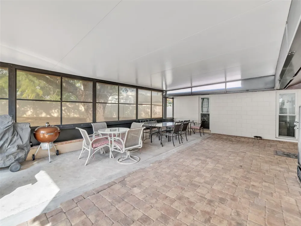 3509 KING GEORGE LANE Seffner, FL 33584