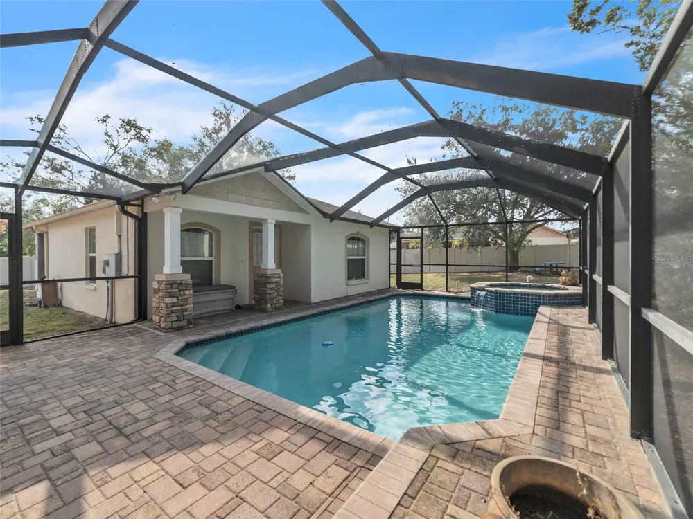 3509 KING GEORGE LANE Seffner, FL 33584