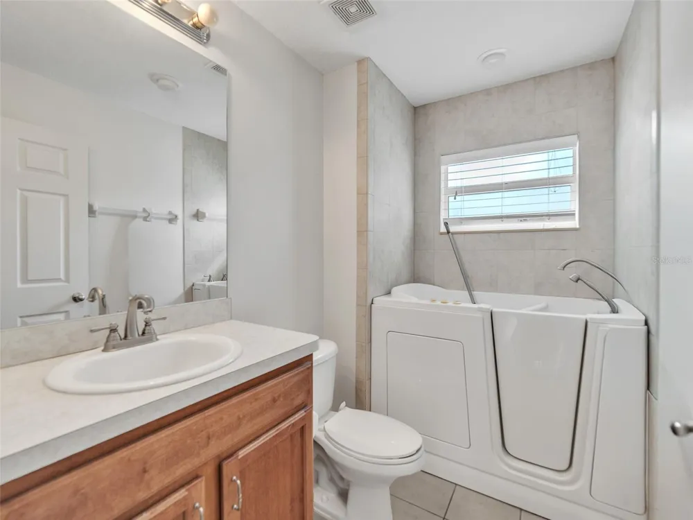 3509 KING GEORGE LANE Seffner, FL 33584