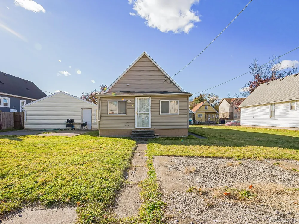 75 E Henry Street River Rouge City, MI 48218