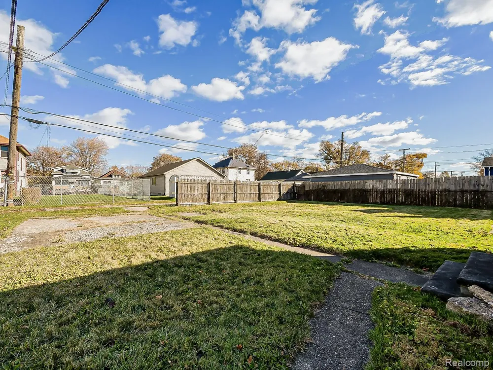 75 E Henry Street River Rouge City, MI 48218