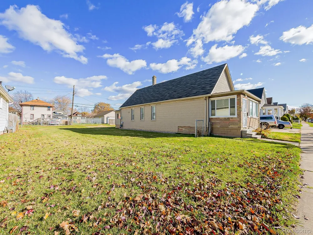 75 E Henry Street River Rouge City, MI 48218