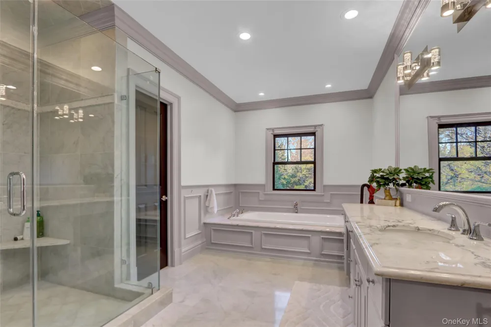 119 Wheatley Road Old Westbury, NY 11568