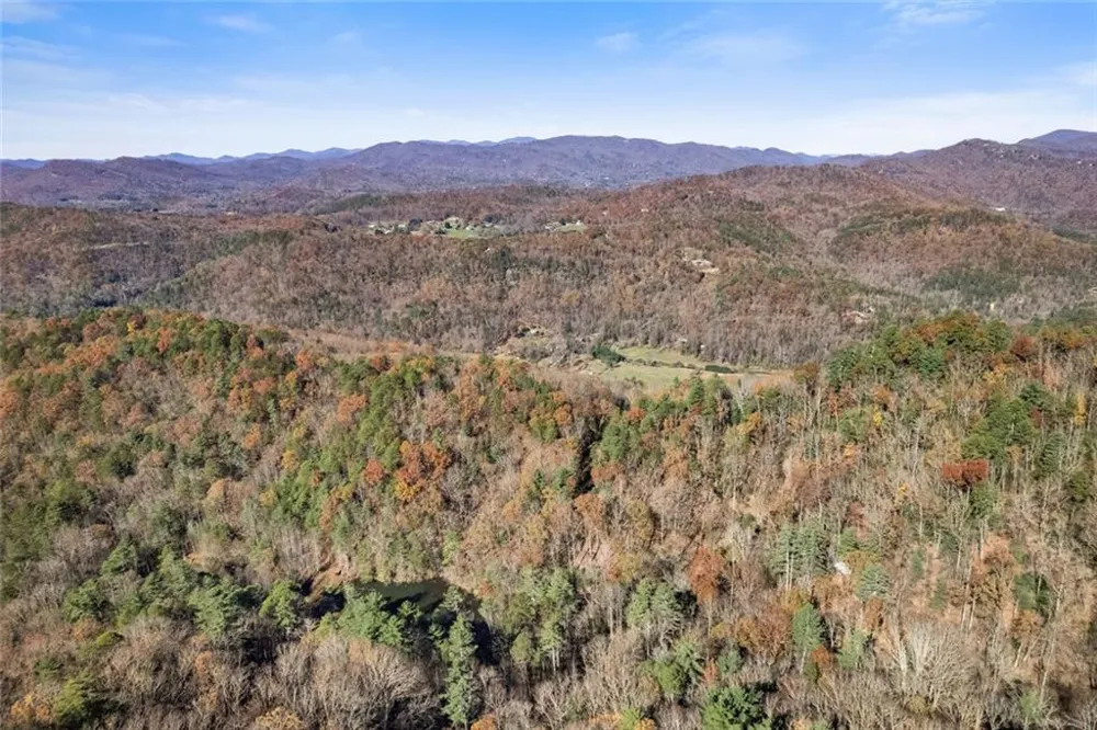 1 Raven Ridge Road Clayton, GA 30525