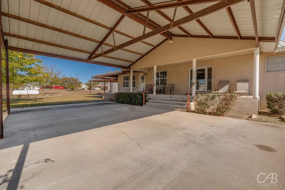155 Lakeview Drive Coleman, TX 76834