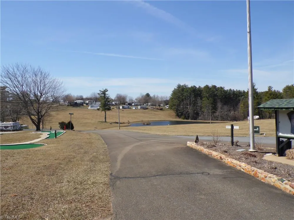 184 Club House Drive Ennice, NC 28623