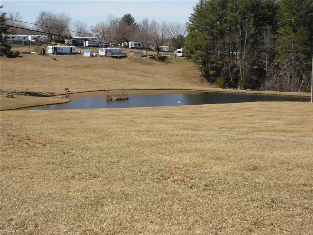 184 Club House Drive Ennice, NC 28623