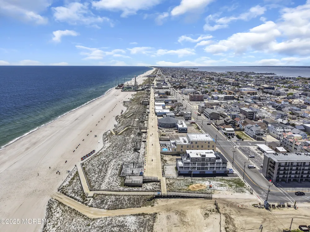 2 Holiday Road Ortley Beach, NJ 08751