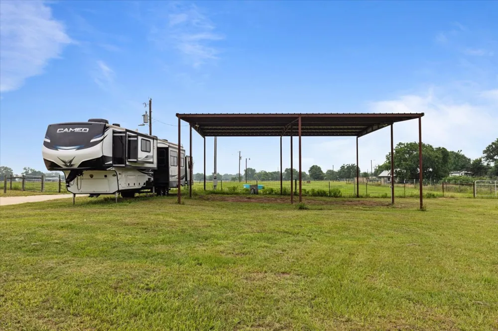1436 Fm 2571 Smithville, TX 78957