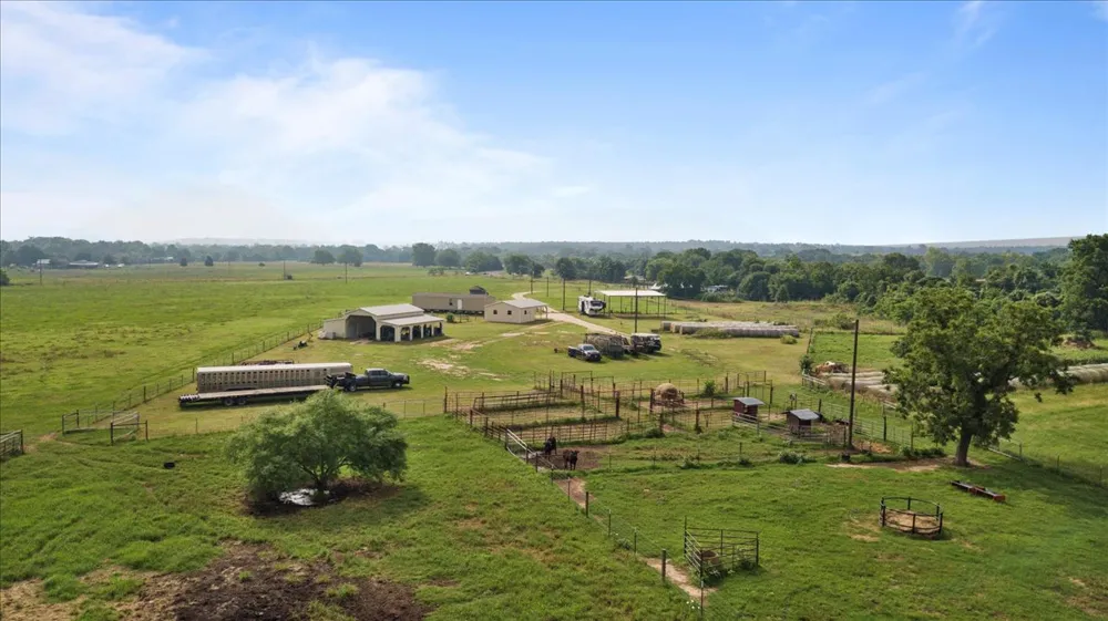 1436 Fm 2571 Smithville, TX 78957