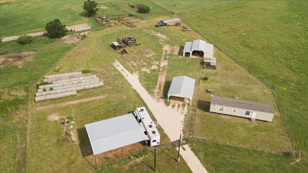 1436 Fm 2571 Smithville, TX 78957