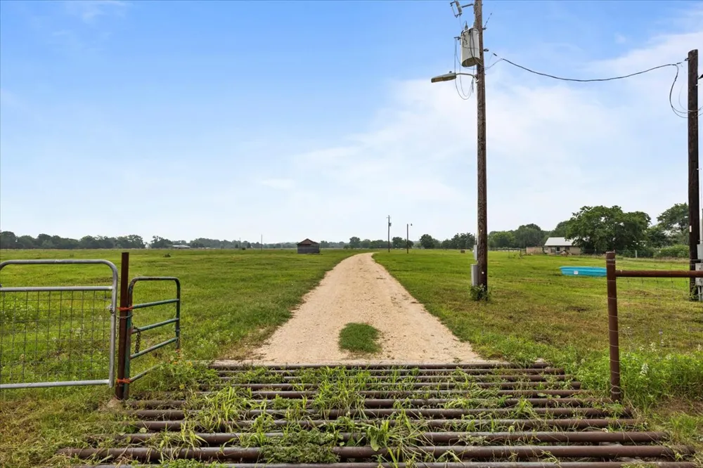 1436 Fm 2571 Smithville, TX 78957