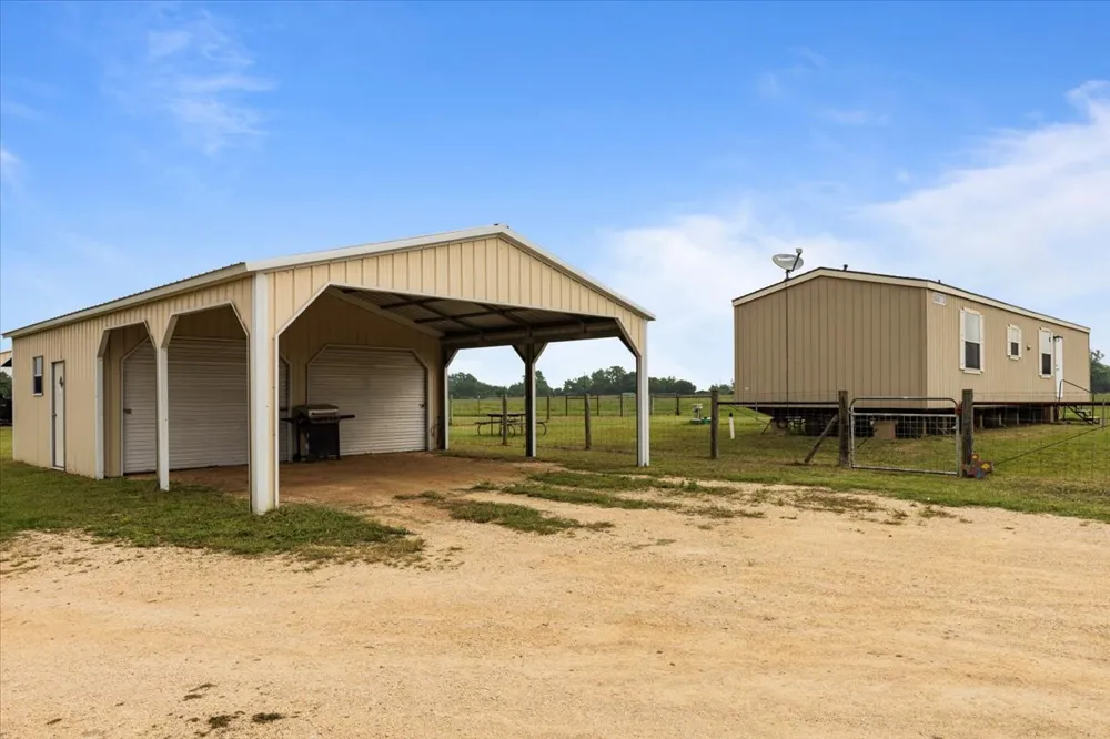 1436 Fm 2571 Smithville, TX 78957