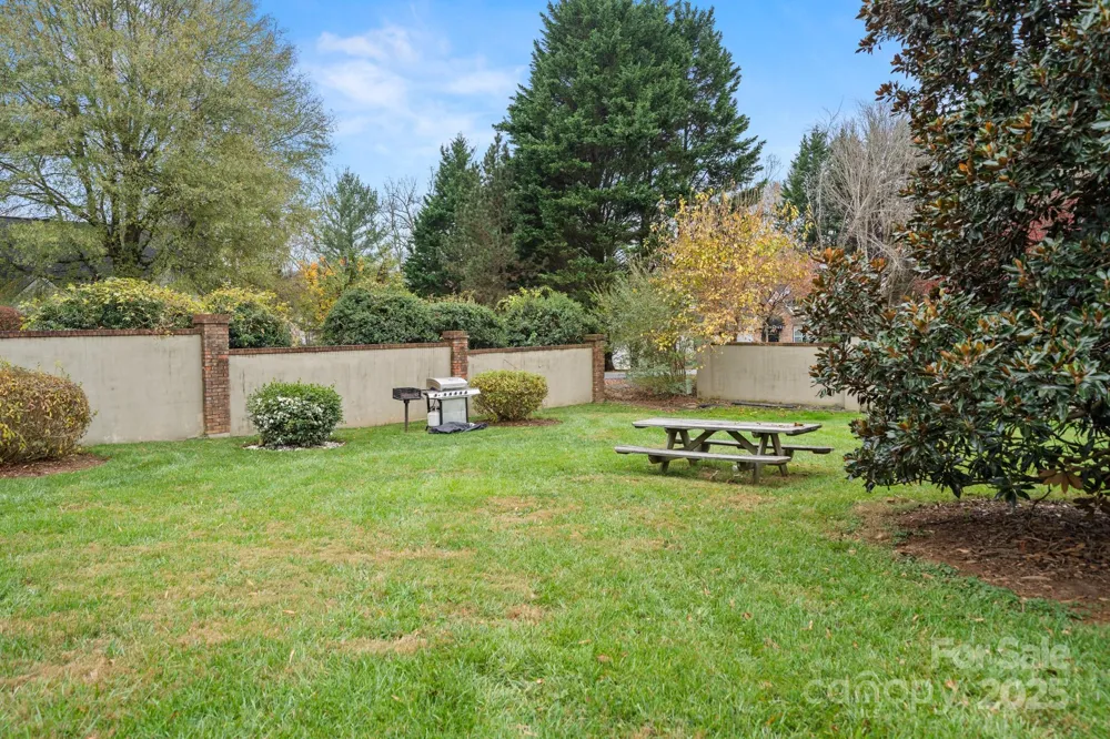 27 Capri Lane #15-D Hendersonville, NC 28791