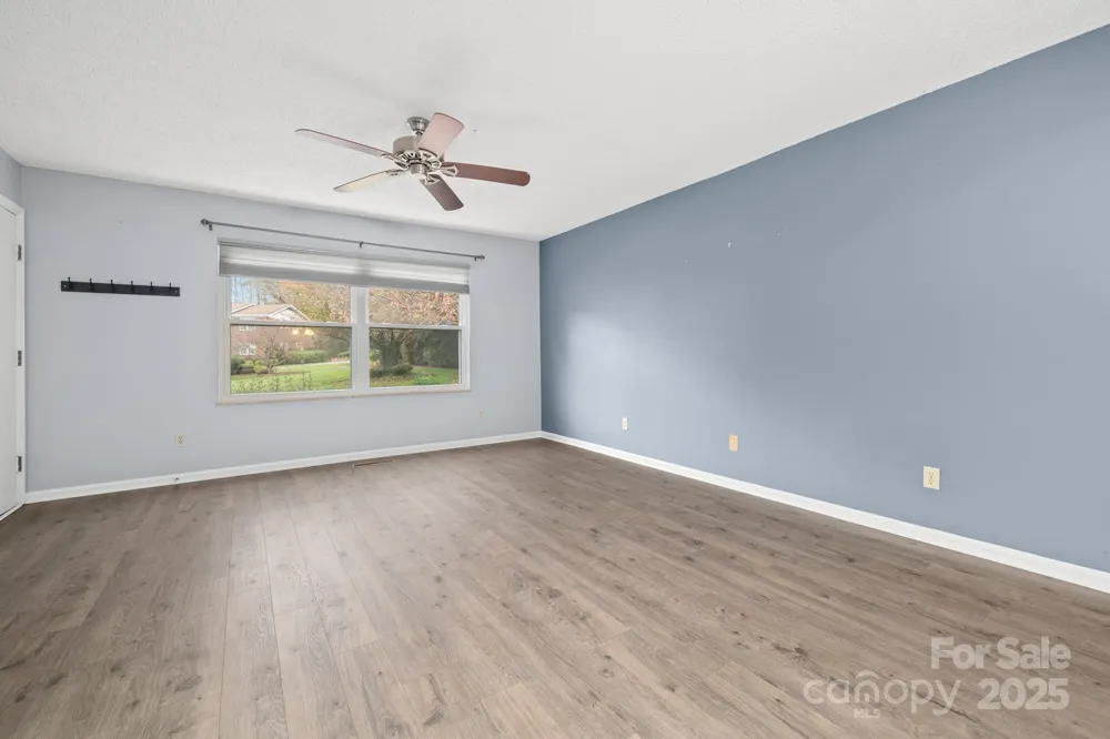 27 Capri Lane #15-D Hendersonville, NC 28791