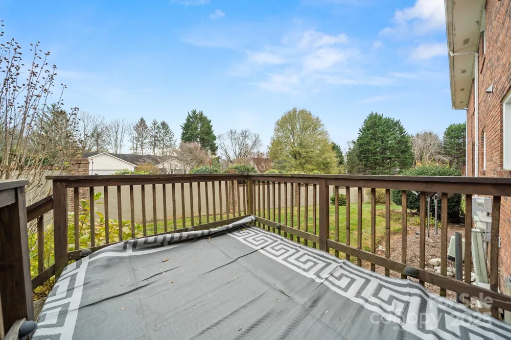 27 Capri Lane #15-D Hendersonville, NC 28791