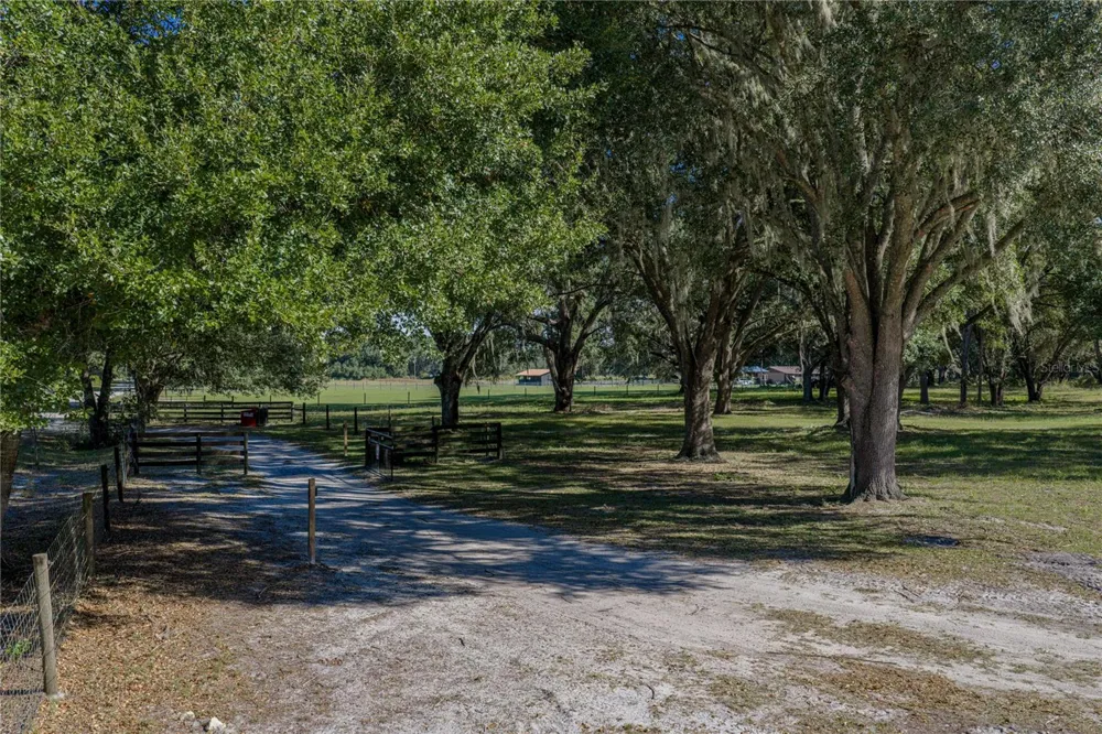 9550 CR 614A Bushnell, FL 33513