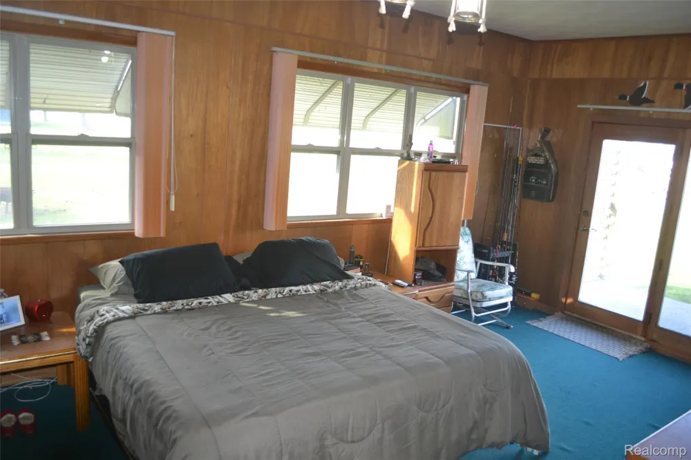 2347 E Bay Ridge Drive Au Gres City, MI 48703