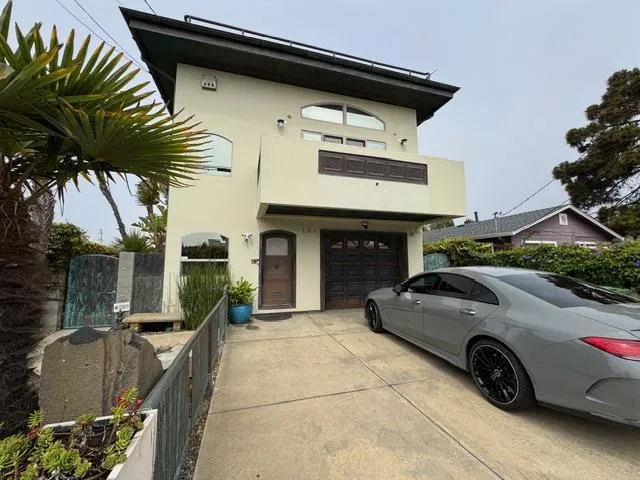 131 30th Avenue Santa Cruz, CA 95062