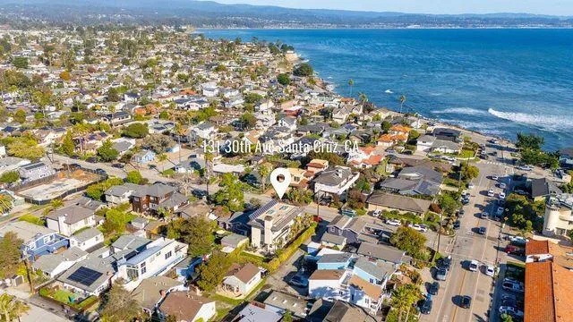 131 30th Avenue Santa Cruz, CA 95062