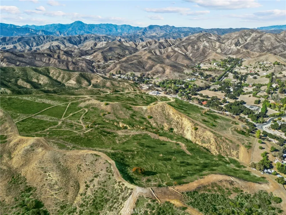 2 Burlwood Castaic, CA 91384