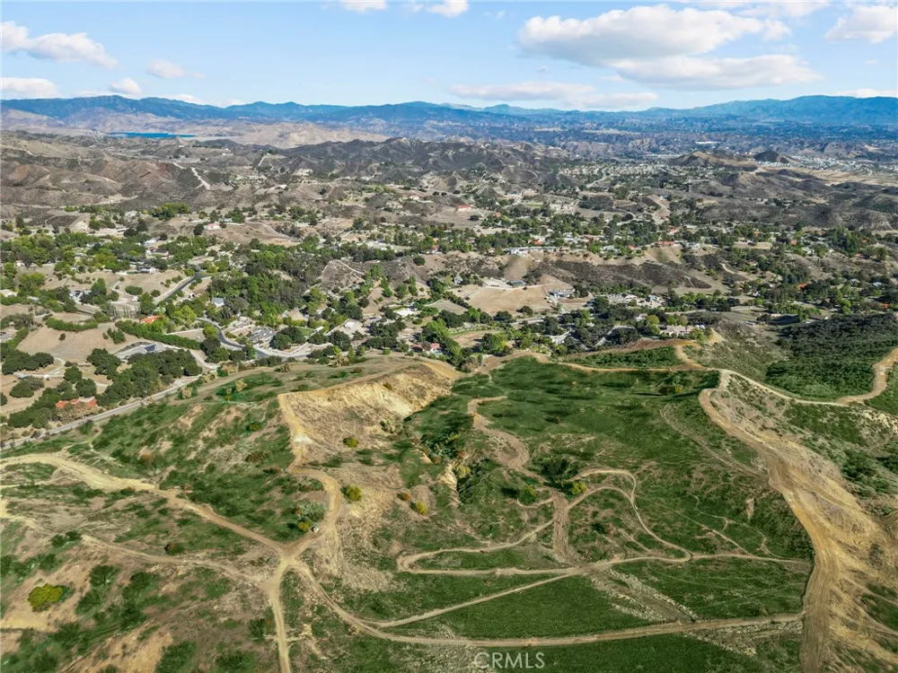 2 Burlwood Castaic, CA 91384