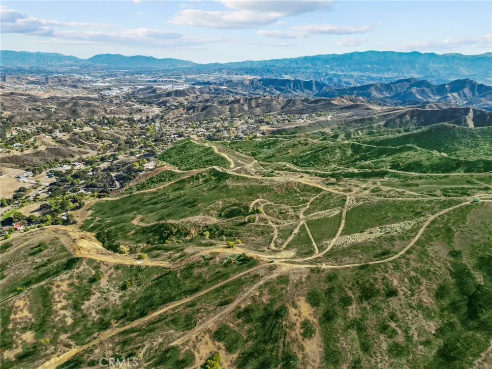 2 Burlwood Castaic, CA 91384