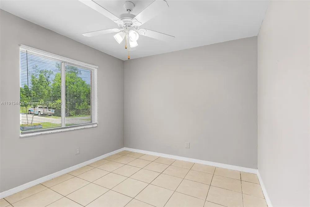 2412 Millie Ave #2412 Lehigh Acres, FL 33973