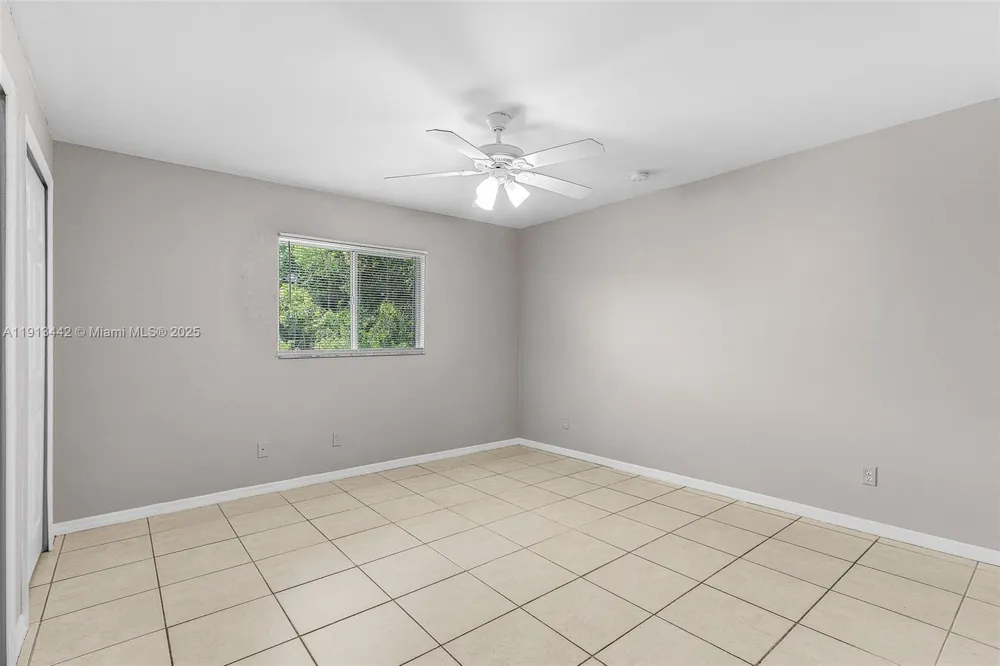 2412 Millie Ave #2412 Lehigh Acres, FL 33973