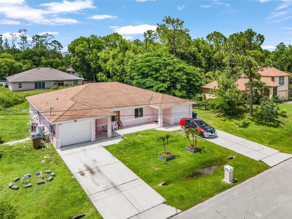2412 Millie Ave #2412 Lehigh Acres, FL 33973