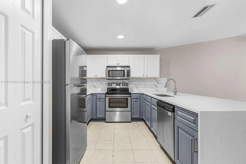 2412 Millie Ave #2412 Lehigh Acres, FL 33973