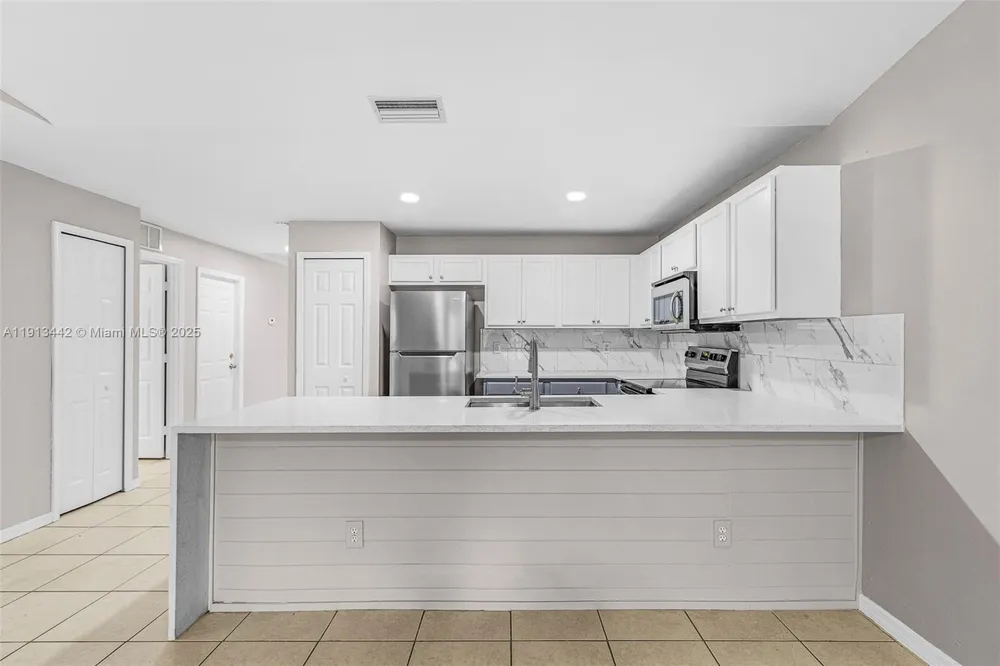 2412 Millie Ave #2412 Lehigh Acres, FL 33973