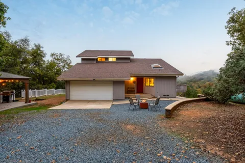 53050 Ridge Top Drive