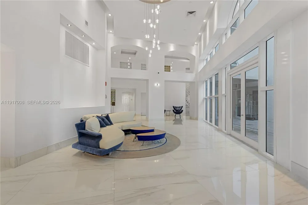 3340 NE 190th St #909 Aventura, FL 33180