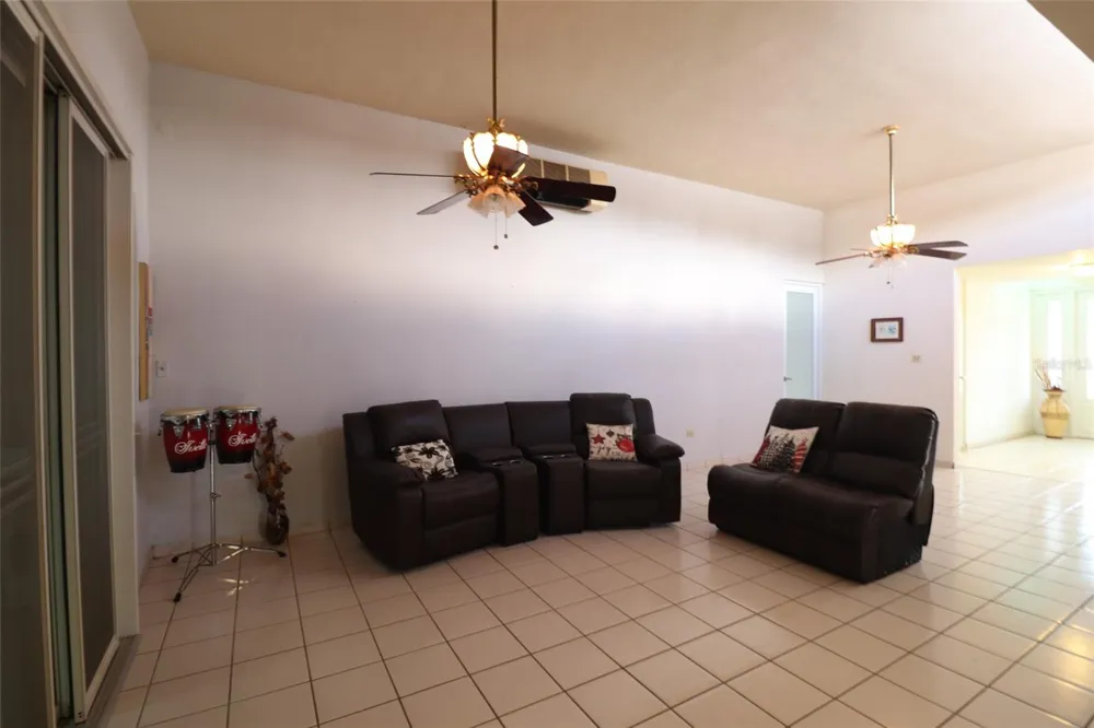 62 San Luis St. ESTANCIAS DE GRAN VISTA DEV. Gurabo, PR 00778