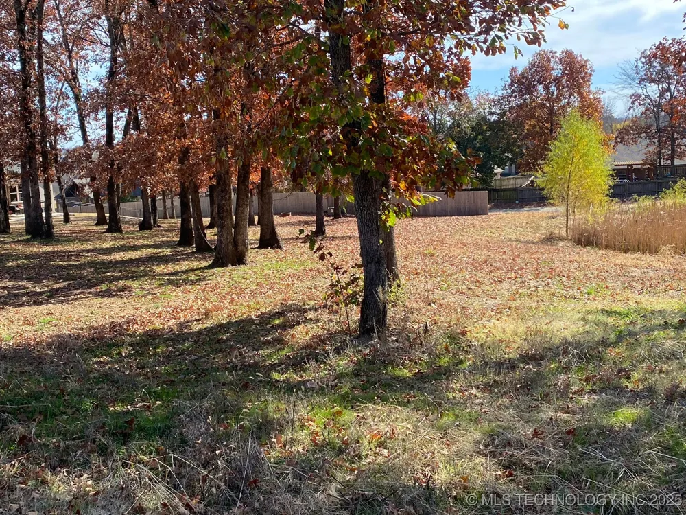 635 Woodlands Drive Tahlequah, OK 74464