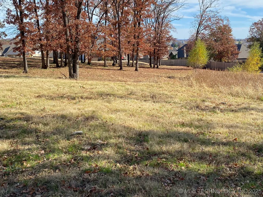 635 Woodlands Drive Tahlequah, OK 74464