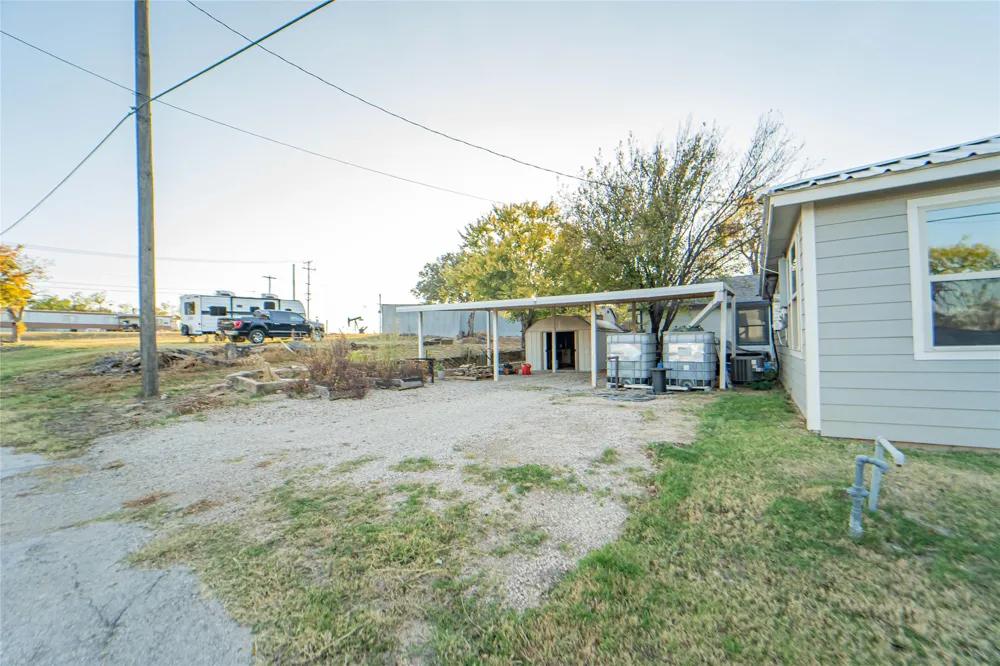 801 W Wheeler Street Breckenridge, TX 76424