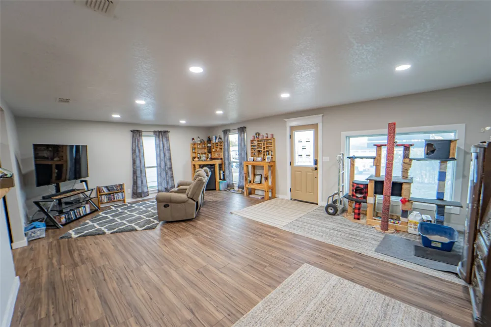 801 W Wheeler Street Breckenridge, TX 76424