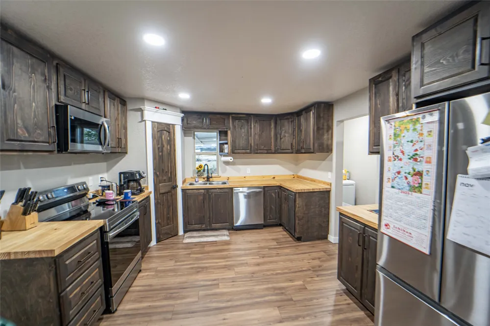 801 W Wheeler Street Breckenridge, TX 76424