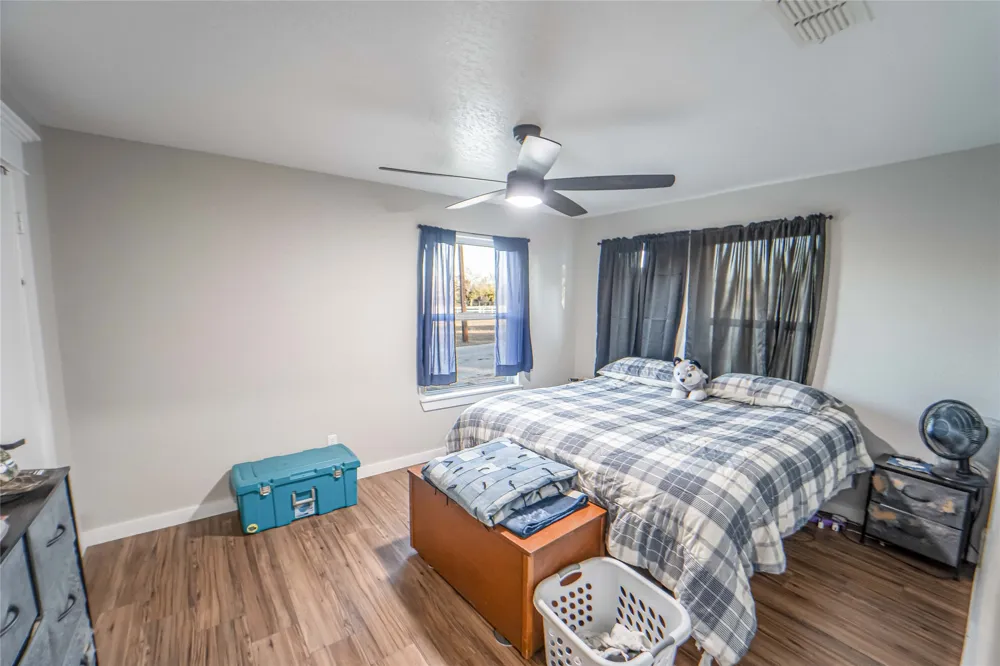 801 W Wheeler Street Breckenridge, TX 76424