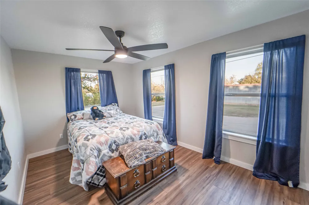 801 W Wheeler Street Breckenridge, TX 76424