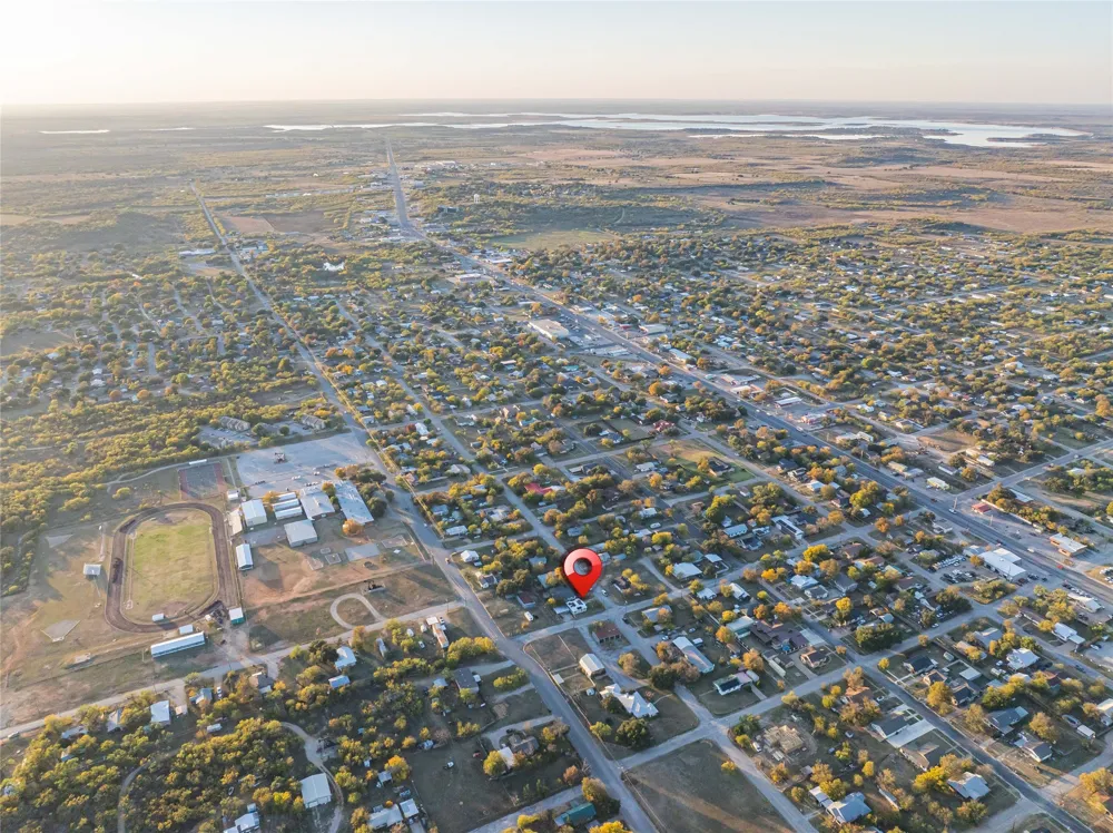 801 W Wheeler Street Breckenridge, TX 76424